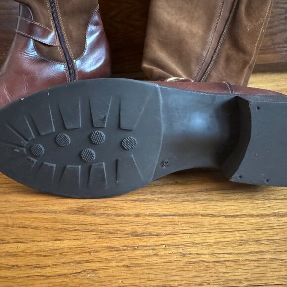 Riding Boots Style from & Made in Spain (size 39 in Europe & 8-8.5 in US) - Picture 3 of 4